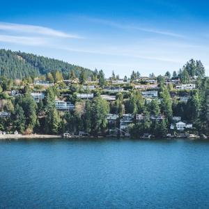 Houses in West Vancouver