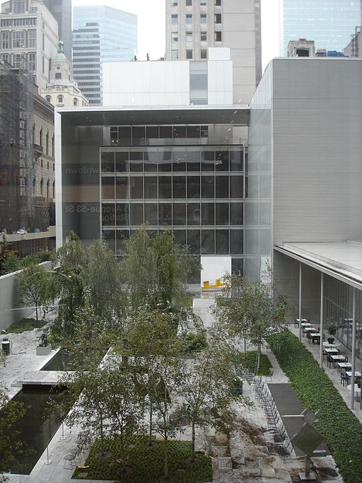 MoMa Exterior Wikimedia Commons